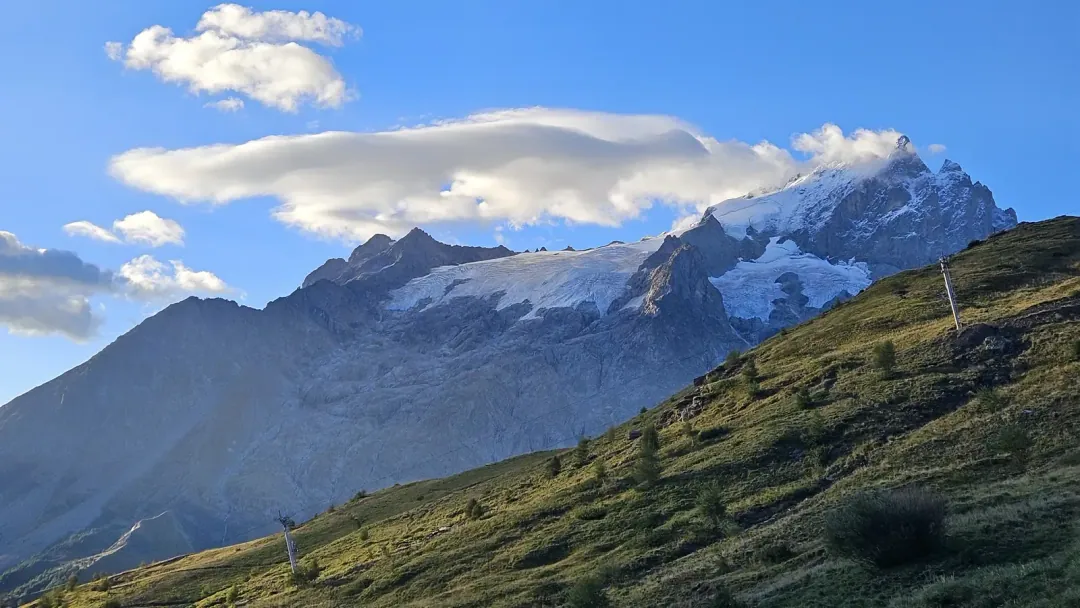 La Meije au petit matin
