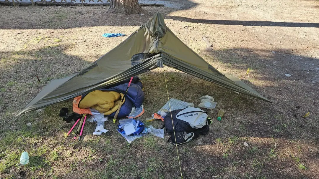 Tarp au camping du Valgaudémar